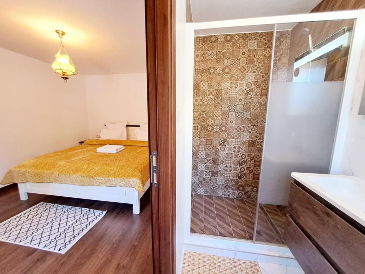 Conacul Muntii Bucovinei Hotel Câmpulung Moldovenesc Exterior photo